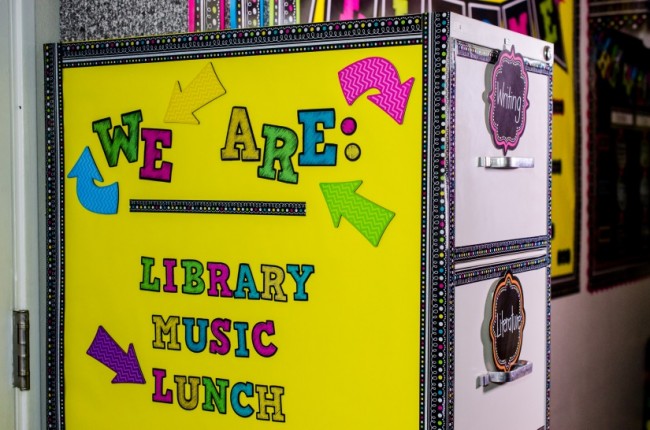 Chalkboard Brights Magnetics - Teacher Created Resources